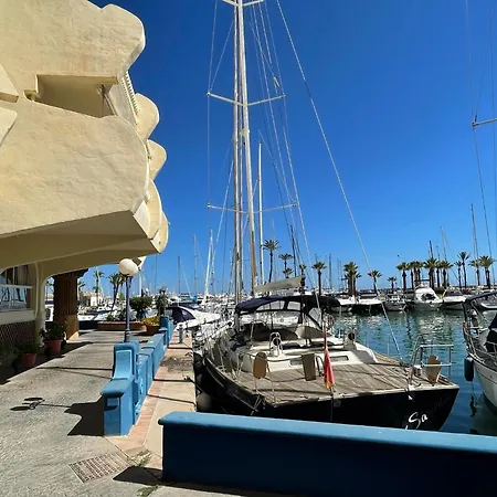 Isla Puerto Marina Апартаменти