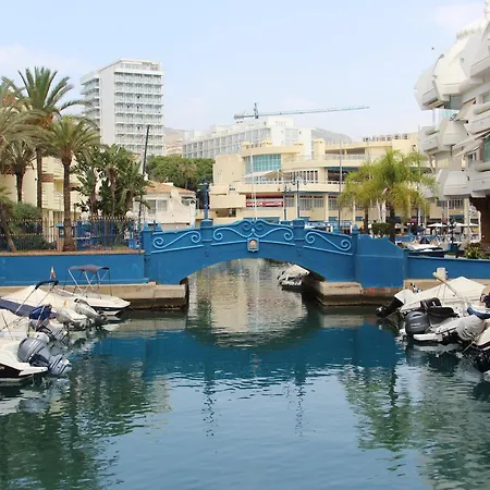 Апартаменти Isla Puerto Marina