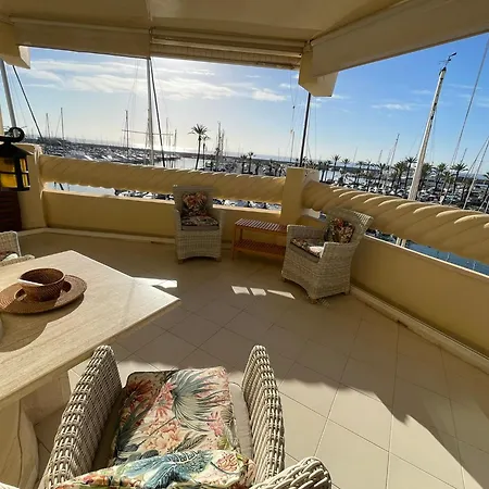 Апартаменти Isla Puerto Marina Бенальмадена